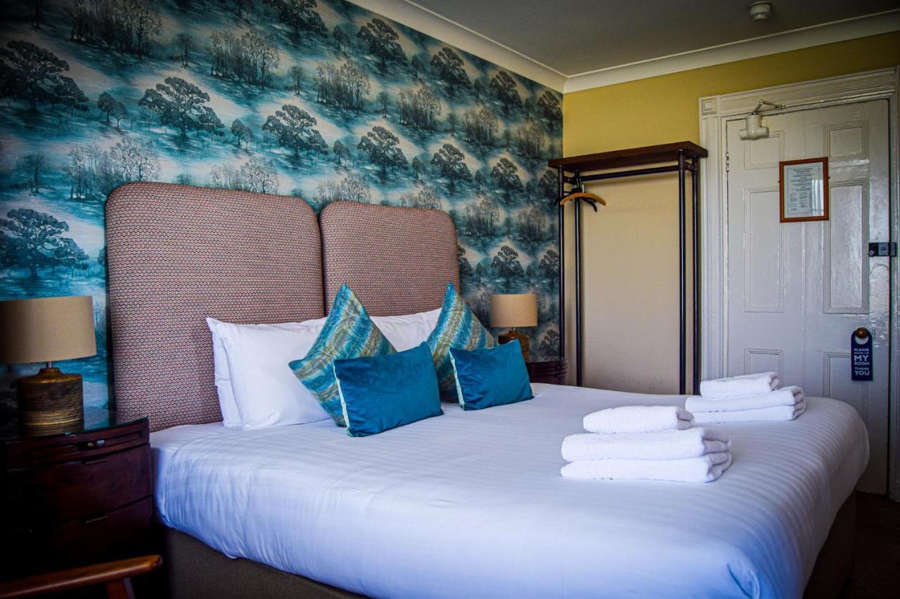 Rock House Hotel Линтън Екстериор снимка