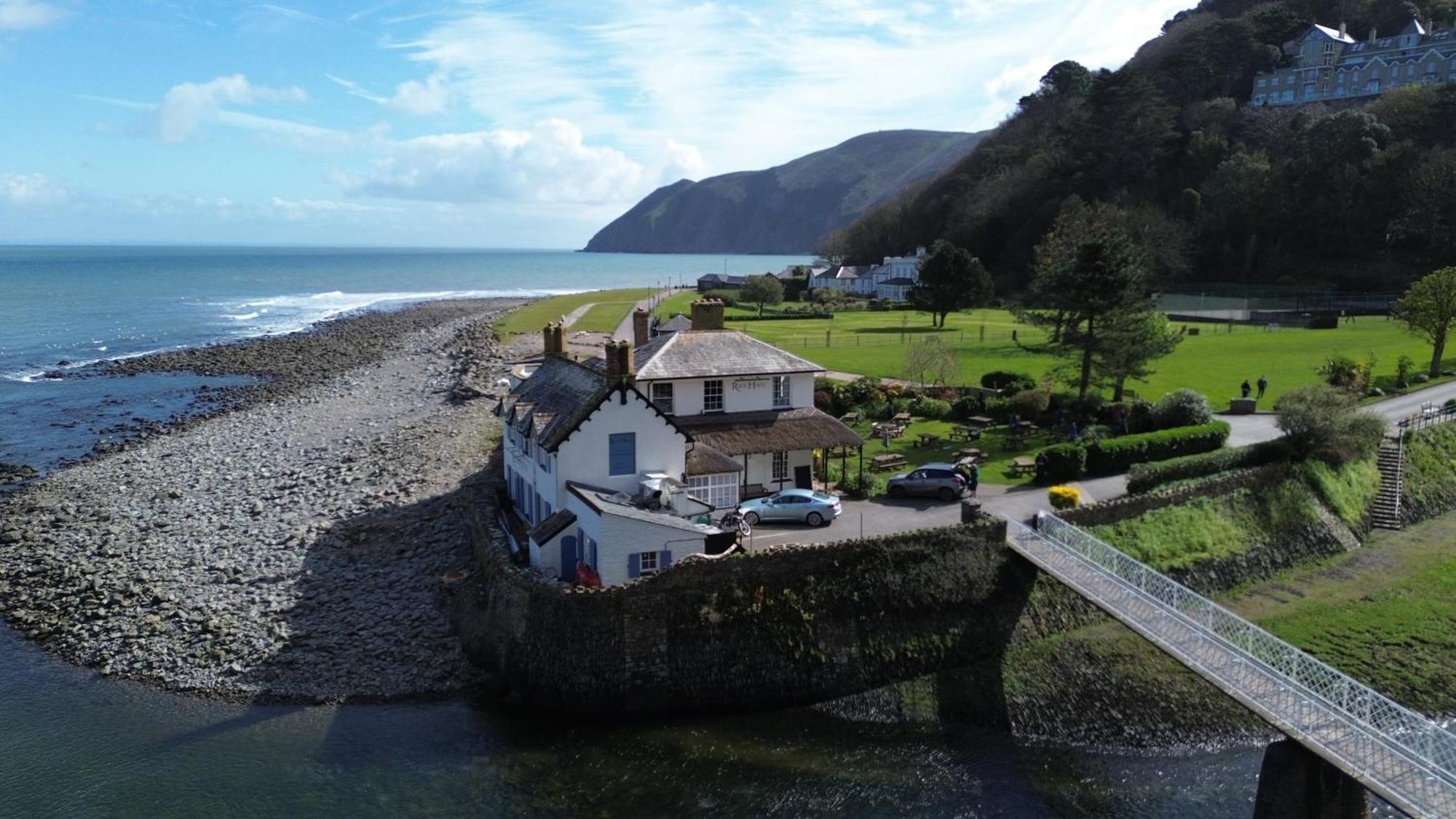 Rock House Hotel Линтън Екстериор снимка